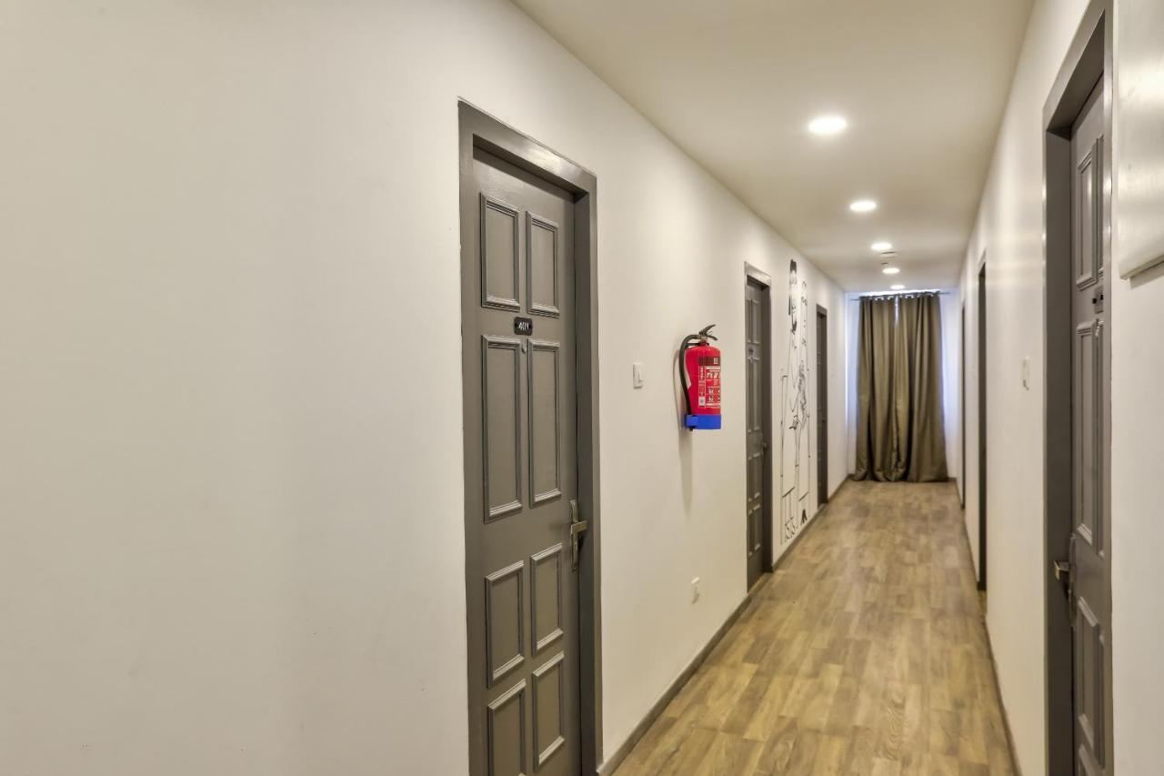 ホテル Oyo Townhouse 156 Maraimalai Nagar チェンナイ エクステリア 写真