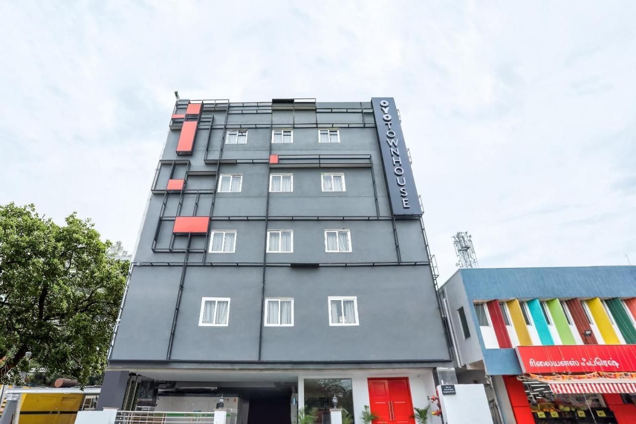 ホテル Oyo Townhouse 156 Maraimalai Nagar チェンナイ エクステリア 写真