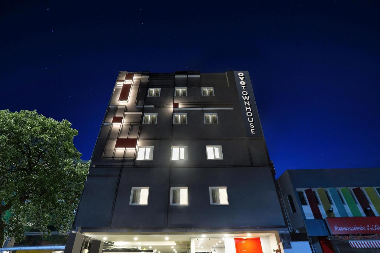 ホテル Oyo Townhouse 156 Maraimalai Nagar チェンナイ エクステリア 写真